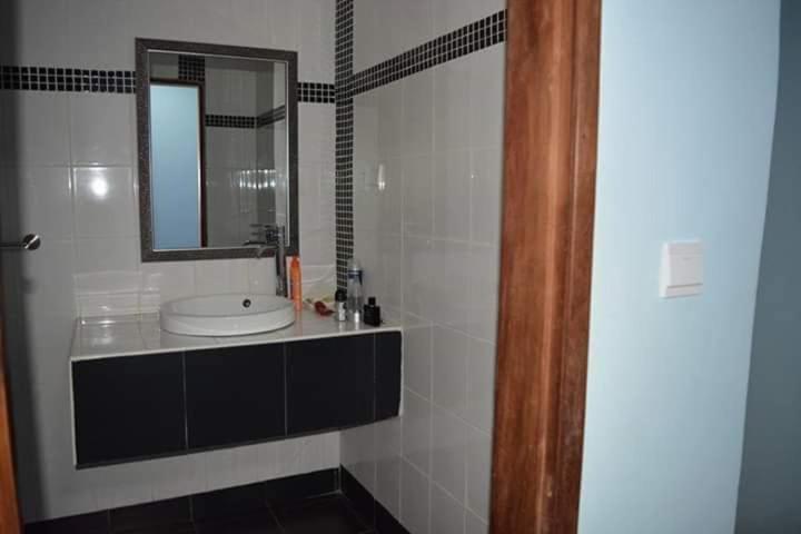 Auberge bouloulou Boueni Extérieur photo